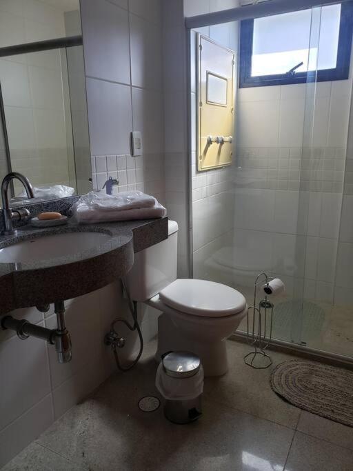 Apartamento Completo, No Coracao Da Ponta